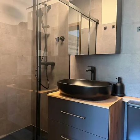 Apartment Gaestehaus Leonora I Ihr Rueckzugsort Im Gladbachtal